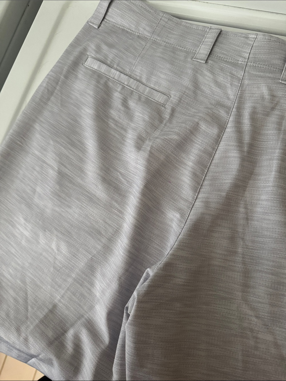 Men’s Callaway Light Gray Performance Golf Shorts - Picture 7 of 7